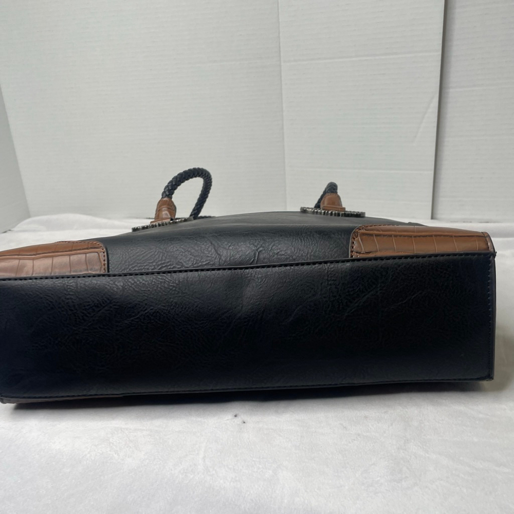 Women's Unbranded Unique Black Shoulder Bag with Brown Accents - Picture 6 of 13